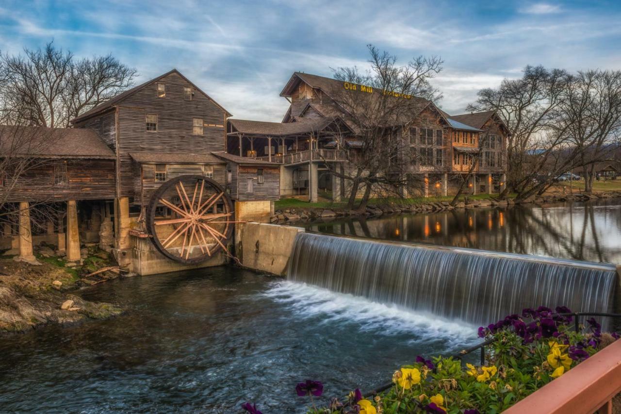 Hotel Bear Hugs Pigeon Forge Exterior foto